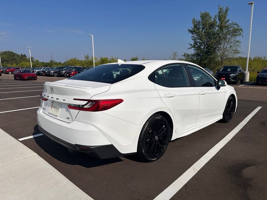 2025 Toyota Camry SE