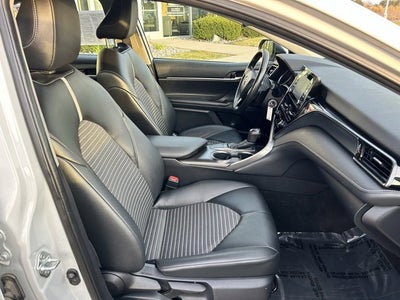 2022 Toyota Camry SE