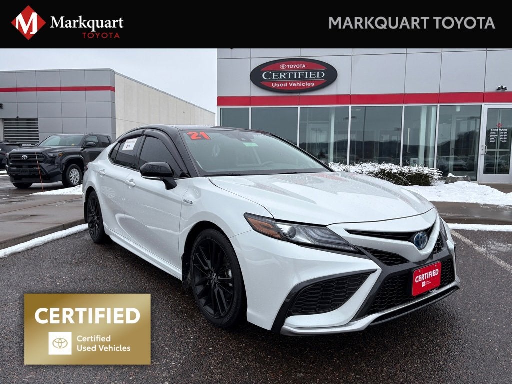 2021 Toyota Camry Hybrid XSE