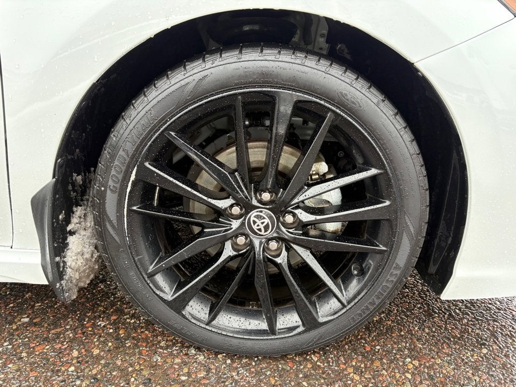 2021 Toyota Camry Hybrid XSE