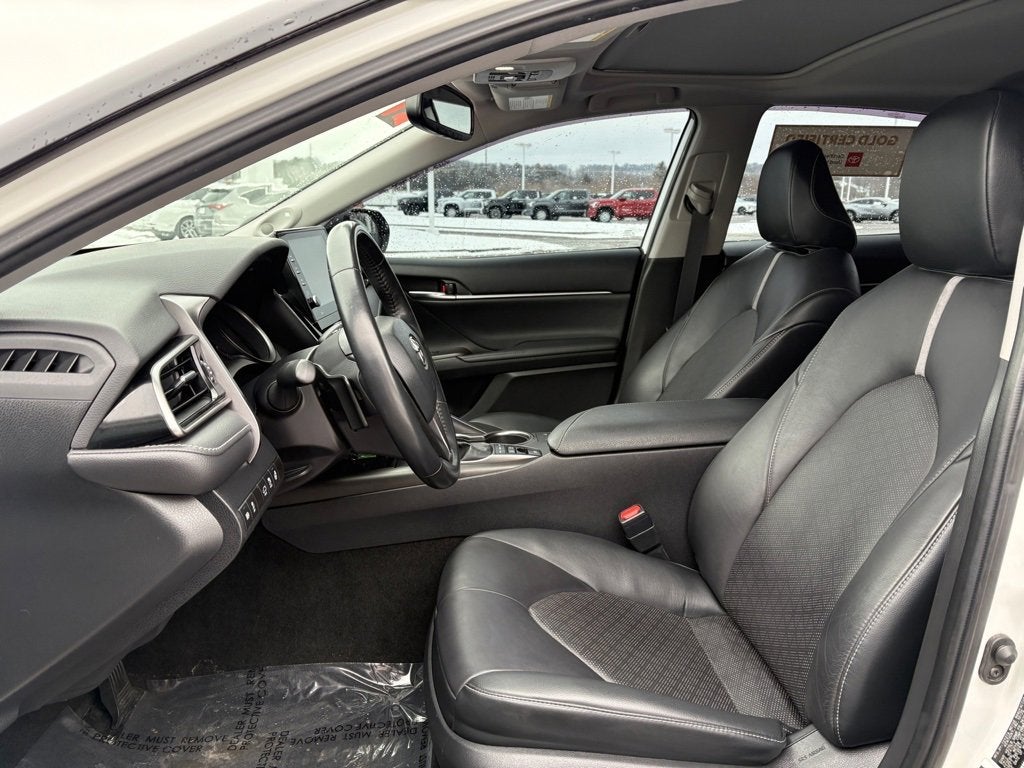 2021 Toyota Camry Hybrid XSE