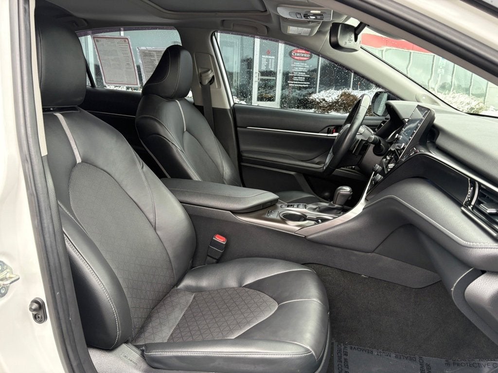 2021 Toyota Camry Hybrid XSE