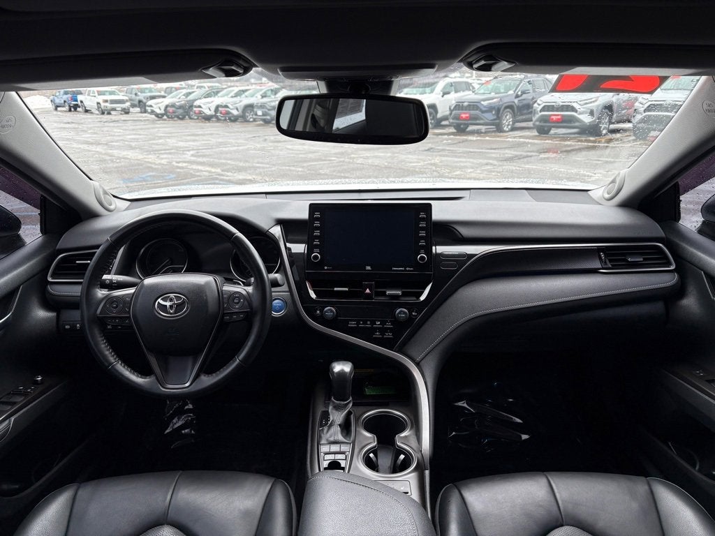 2021 Toyota Camry Hybrid XSE