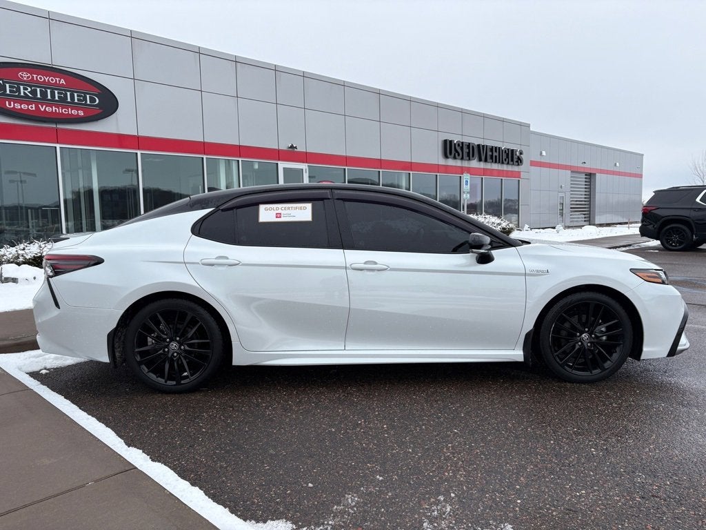 2021 Toyota Camry Hybrid XSE