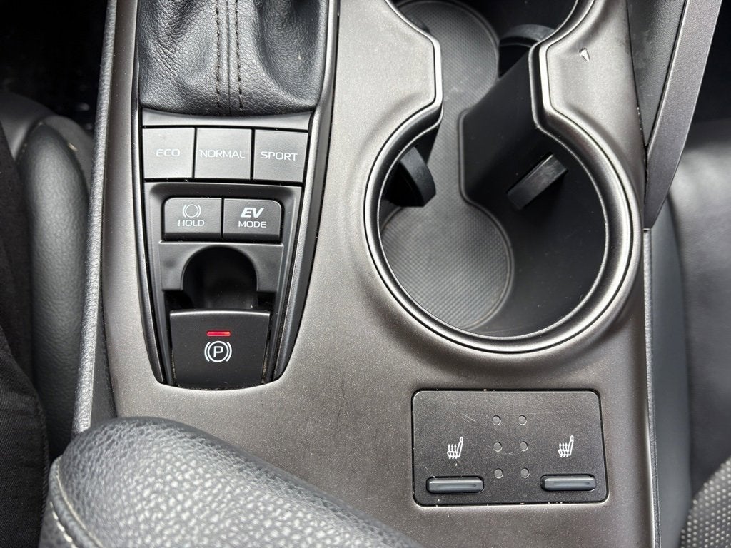 2021 Toyota Camry Hybrid XSE