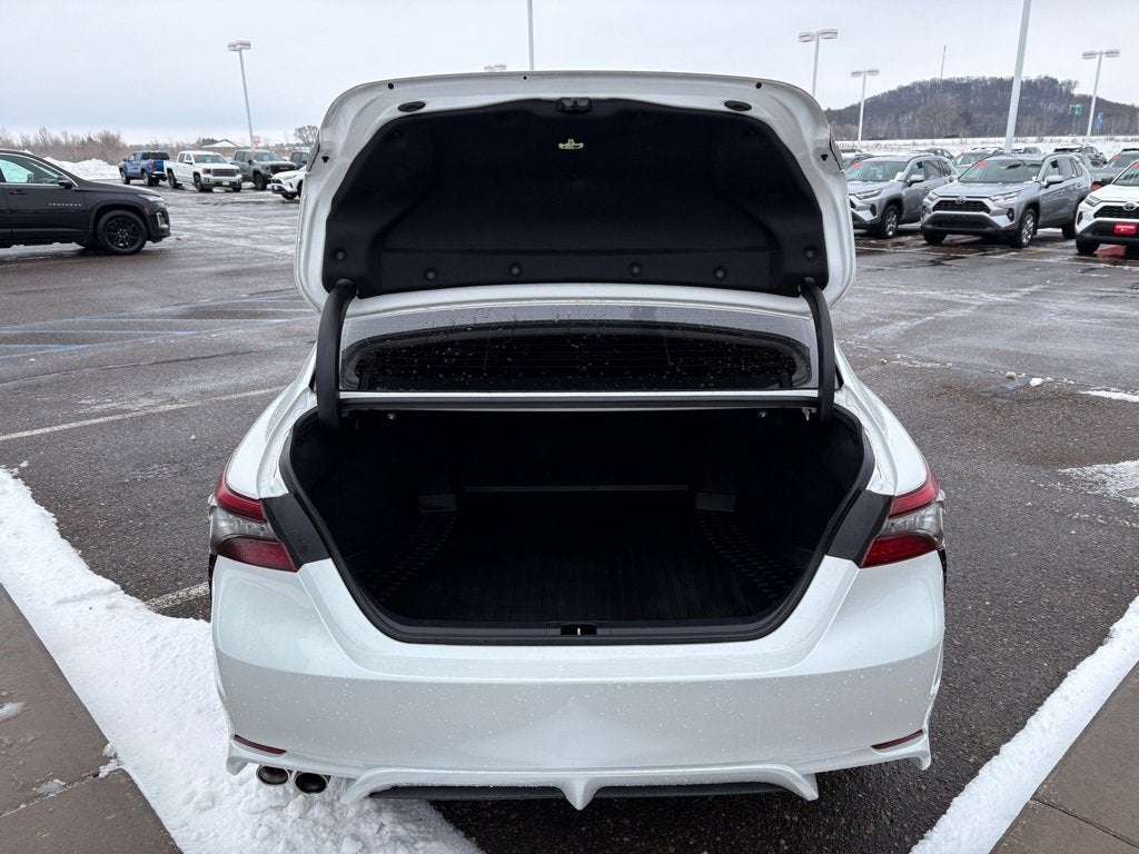2021 Toyota Camry Hybrid XSE
