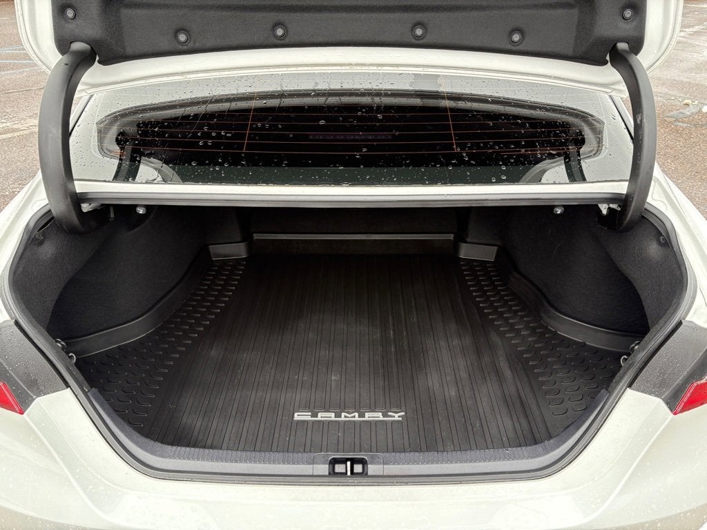 2021 Toyota Camry Hybrid XSE