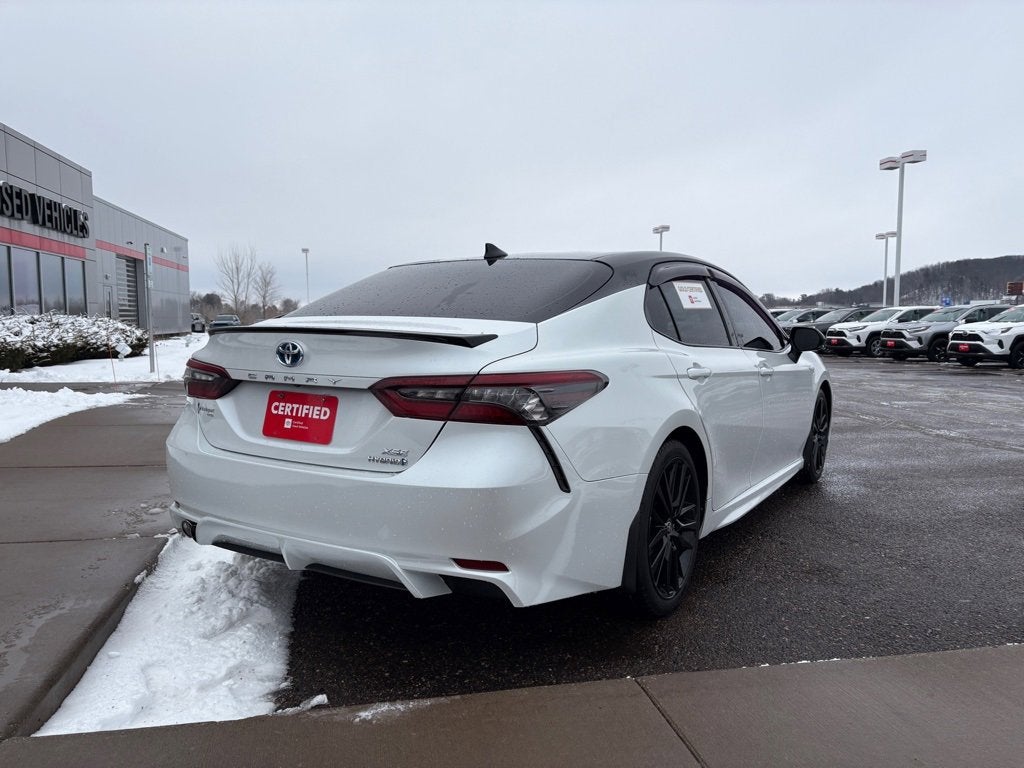 2021 Toyota Camry Hybrid XSE