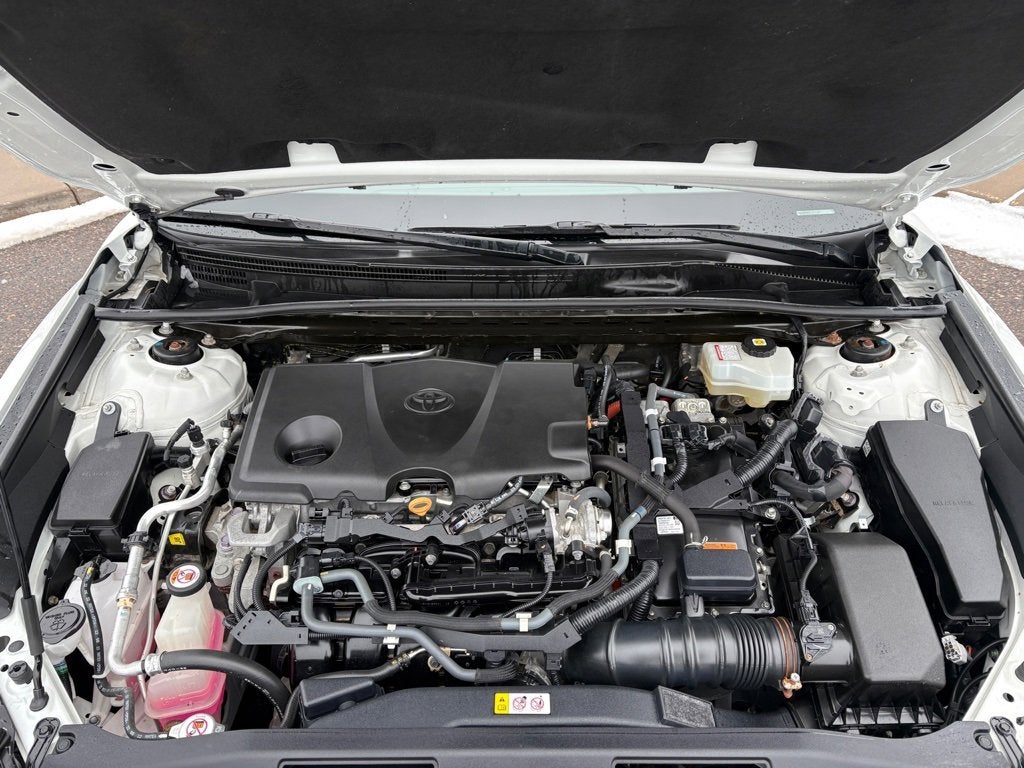 2021 Toyota Camry Hybrid XSE