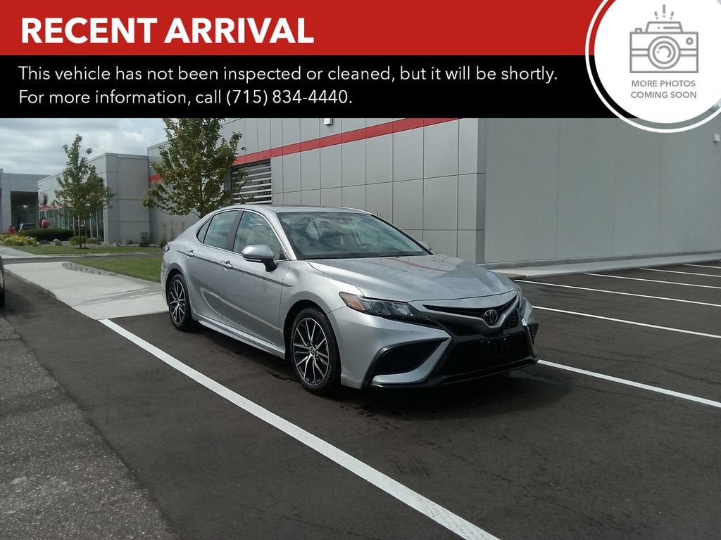2024 Toyota Camry SE