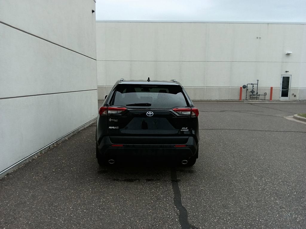 2023 Toyota RAV4 Hybrid XLE Premium