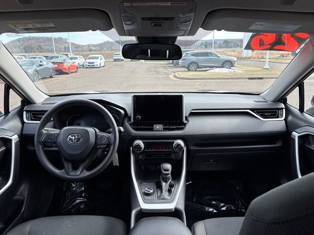 2025 Toyota RAV4 Hybrid LE