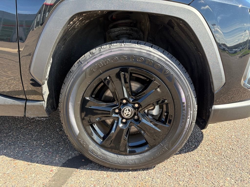 2025 Toyota RAV4 Hybrid LE