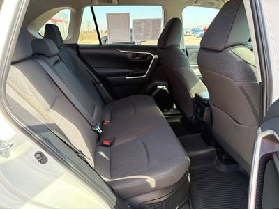 2025 Toyota RAV4 Hybrid LE