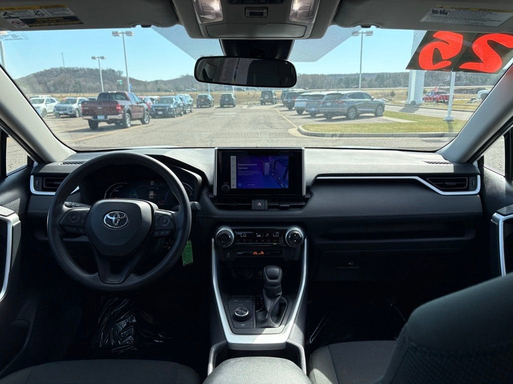 2025 Toyota RAV4 Hybrid LE