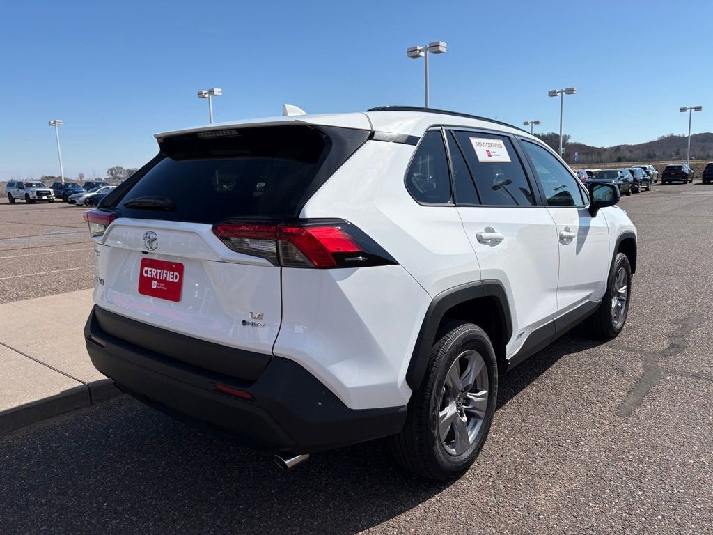 2025 Toyota RAV4 Hybrid LE