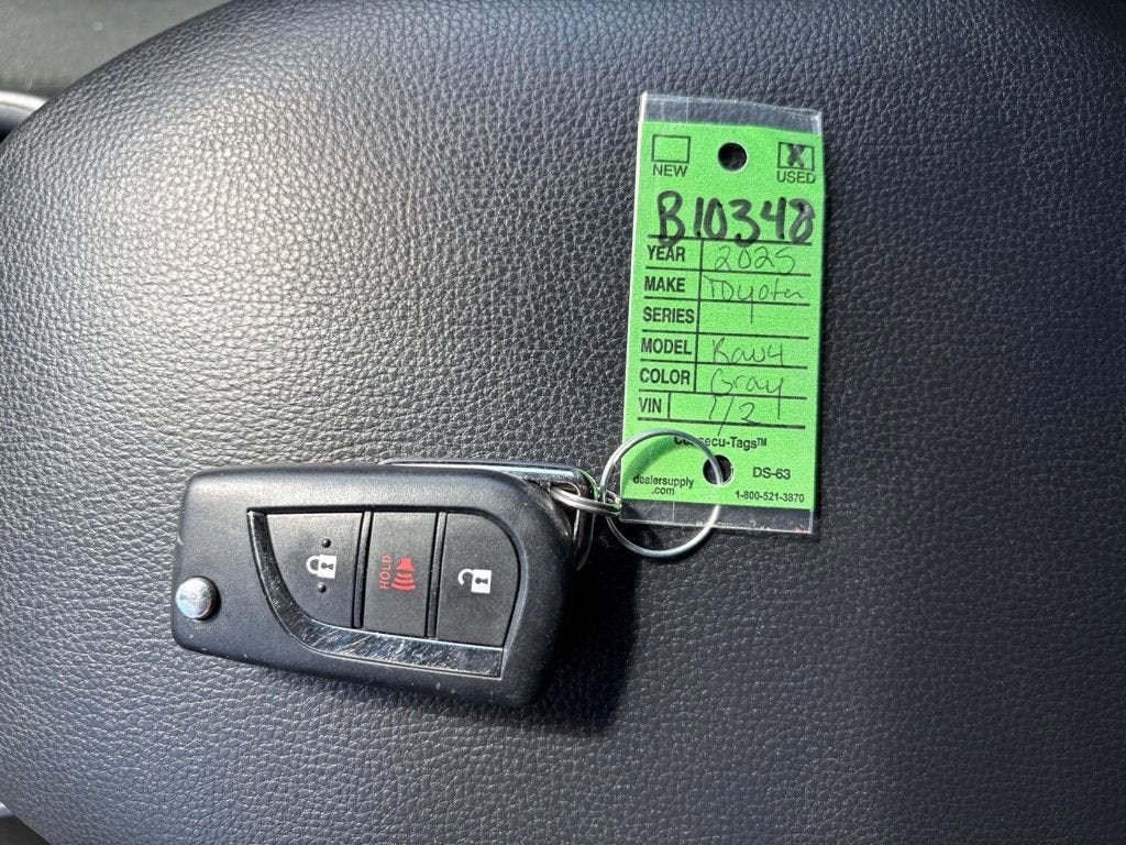 2025 Toyota RAV4 Hybrid LE