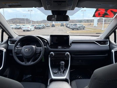 2025 Toyota RAV4 Hybrid LE