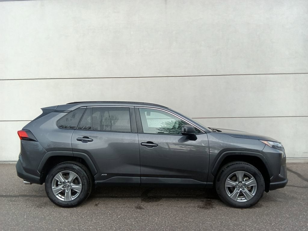 2025 Toyota RAV4 Hybrid LE