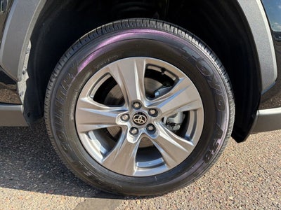 2025 Toyota RAV4 Hybrid LE