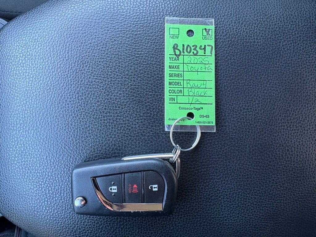 2025 Toyota RAV4 Hybrid LE