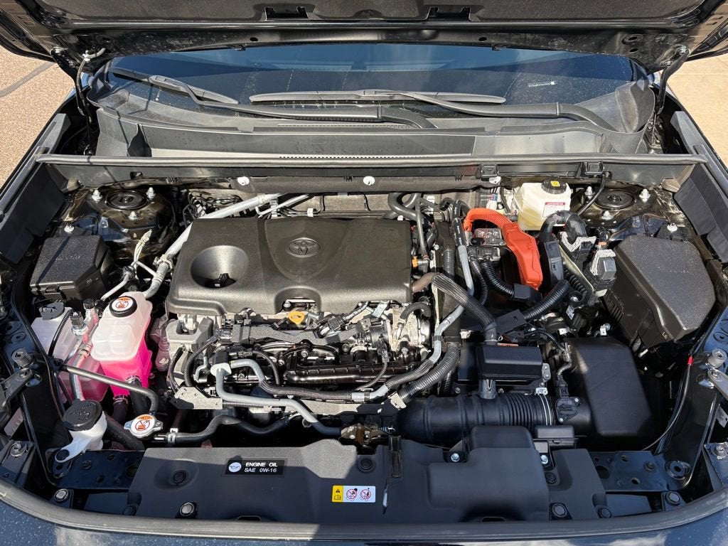 2025 Toyota RAV4 Hybrid LE