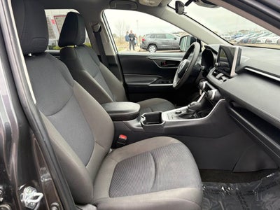 2025 Toyota RAV4 Hybrid LE