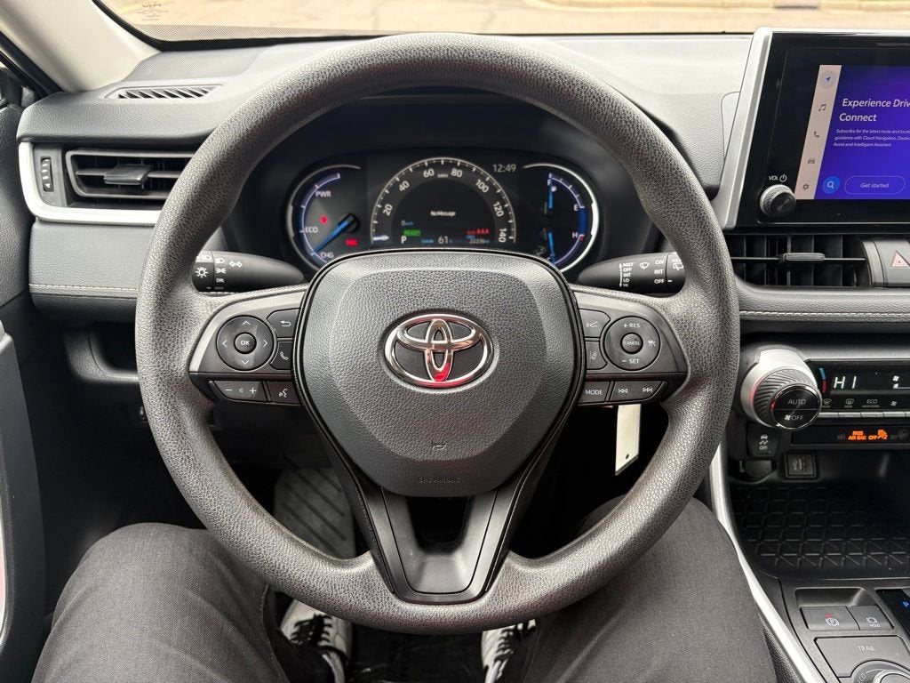 2025 Toyota RAV4 Hybrid LE