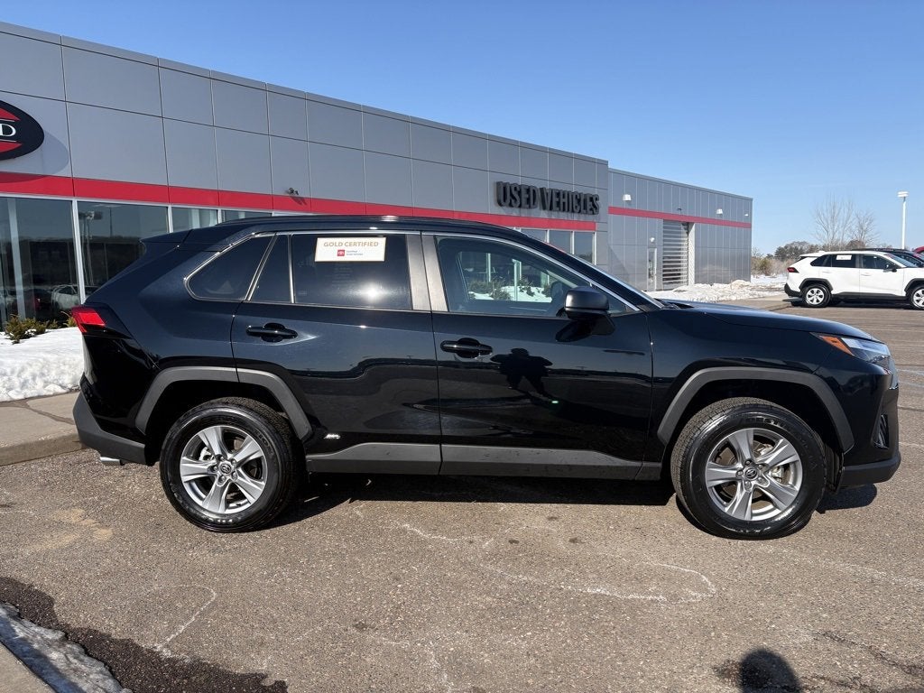 2025 Toyota RAV4 Hybrid LE