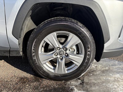 2025 Toyota RAV4 Hybrid LE