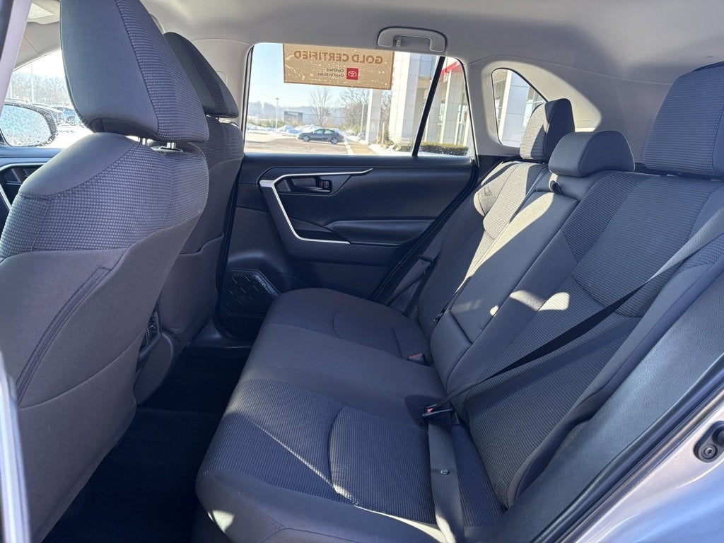 2025 Toyota RAV4 Hybrid LE