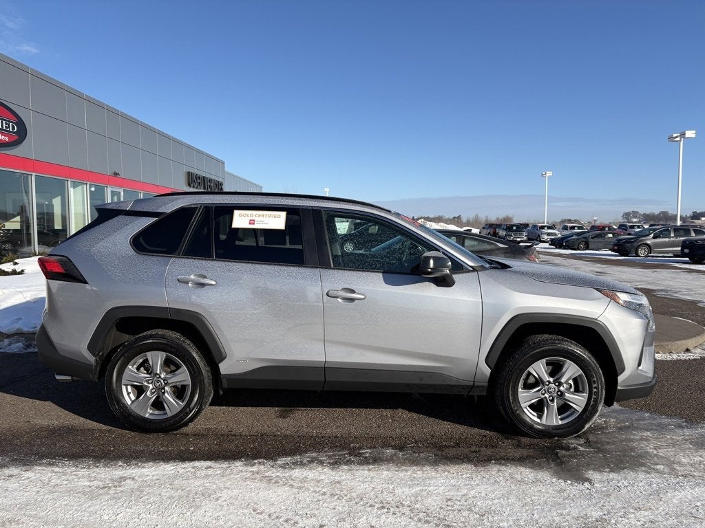2025 Toyota RAV4 Hybrid LE