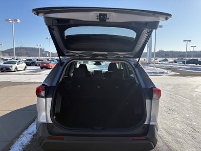 2025 Toyota RAV4 Hybrid LE