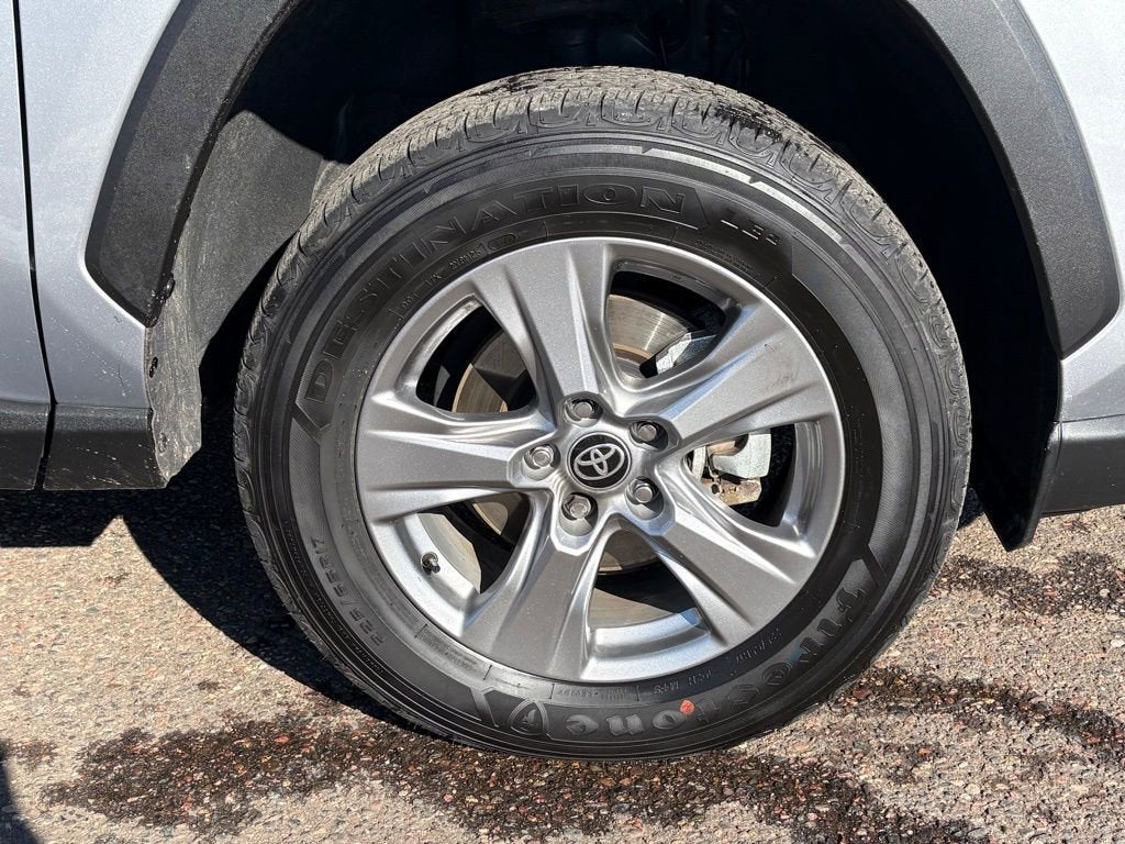 2025 Toyota RAV4 Hybrid LE