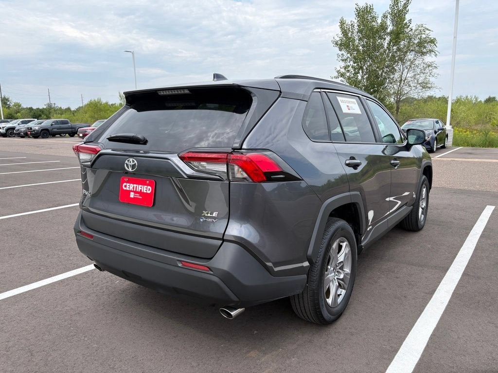 2025 Toyota RAV4 Hybrid XLE