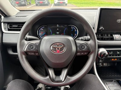 2025 Toyota RAV4 Hybrid XLE