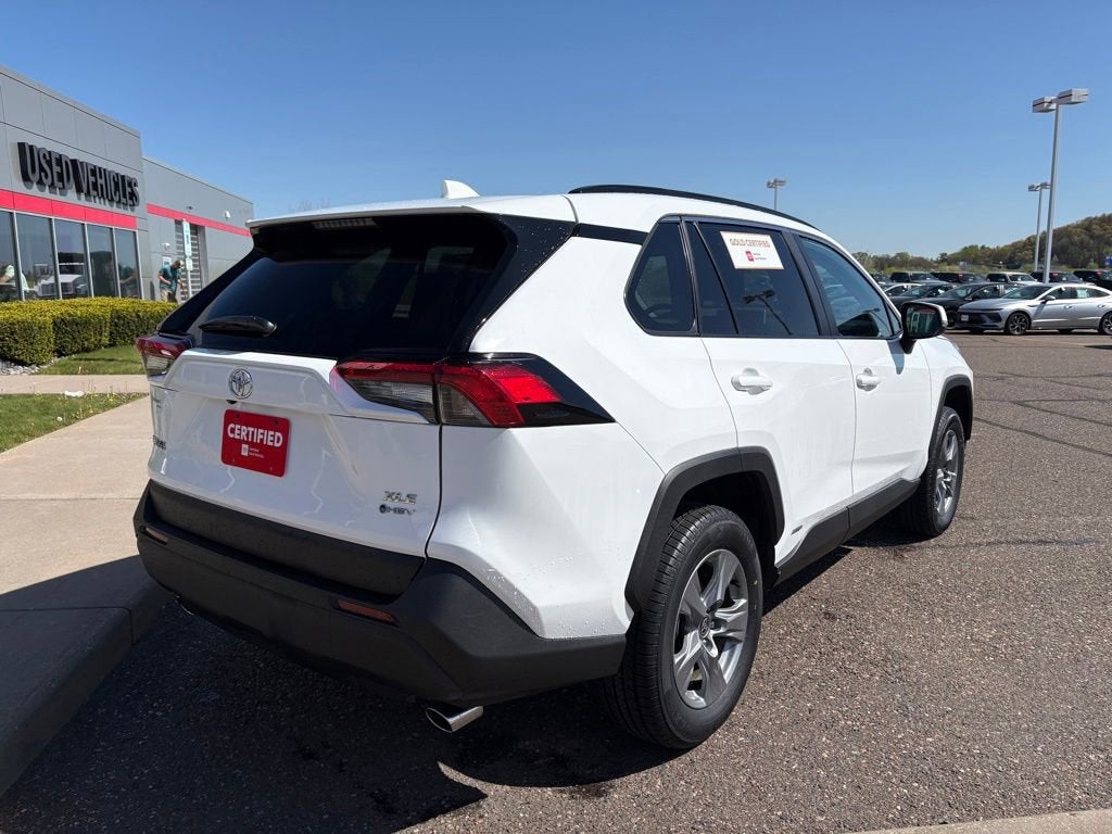 2025 Toyota RAV4 Hybrid XLE
