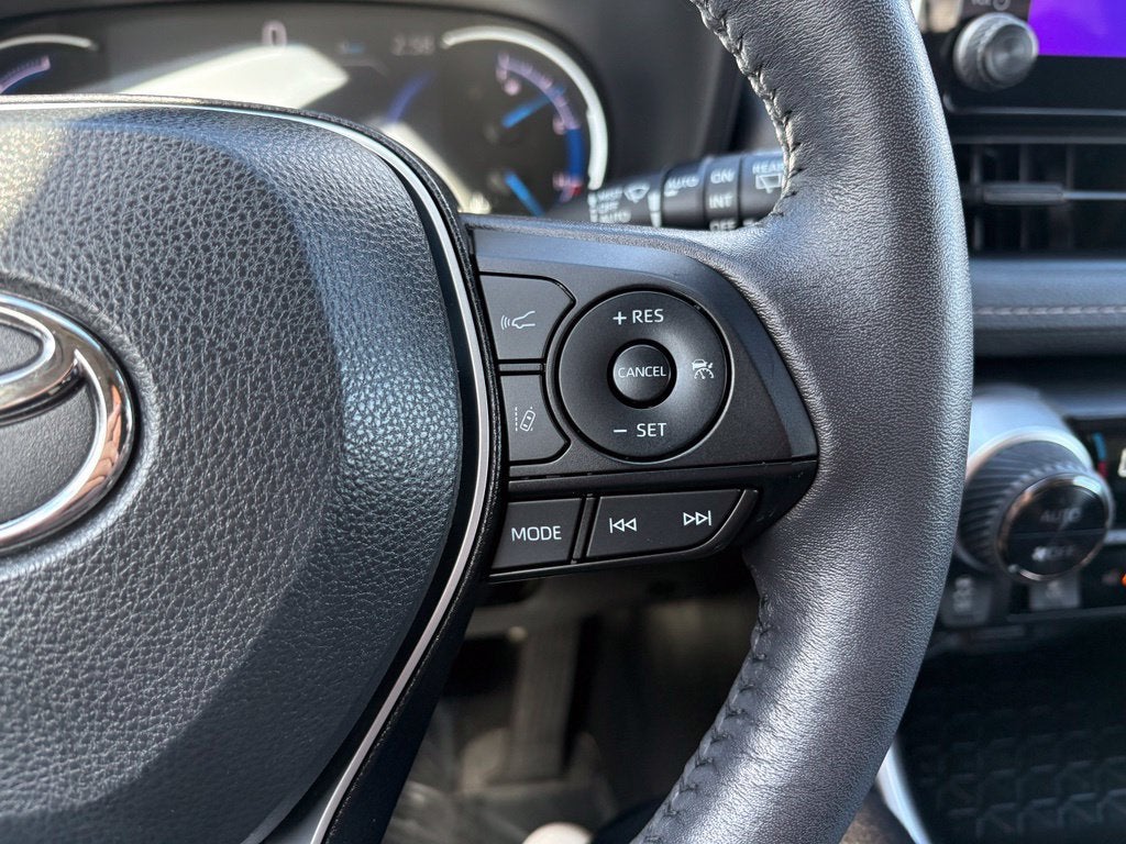 2023 Toyota RAV4 Hybrid XLE