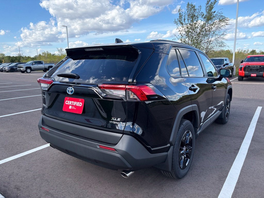 2023 Toyota RAV4 Hybrid XLE