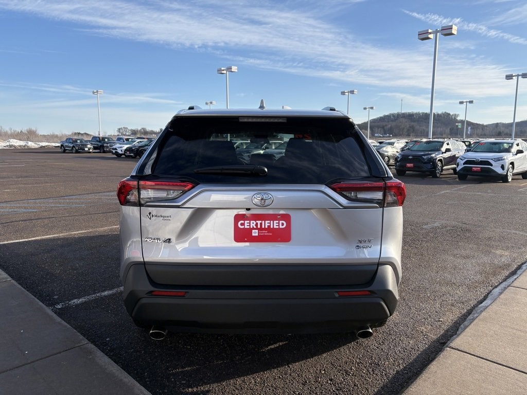 2025 Toyota RAV4 Hybrid XLE