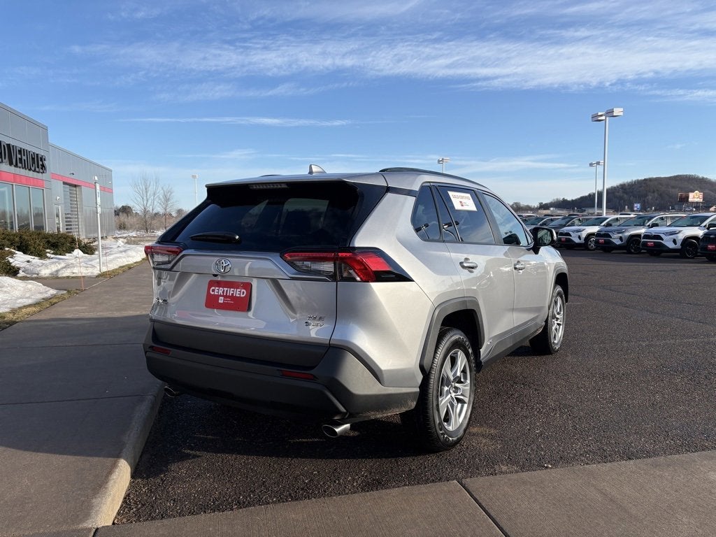 2025 Toyota RAV4 Hybrid XLE