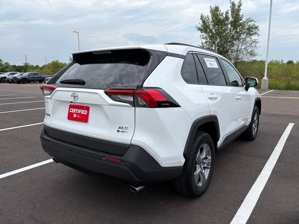2025 Toyota RAV4 Hybrid XLE