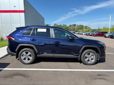 2025 Toyota RAV4 Hybrid XLE