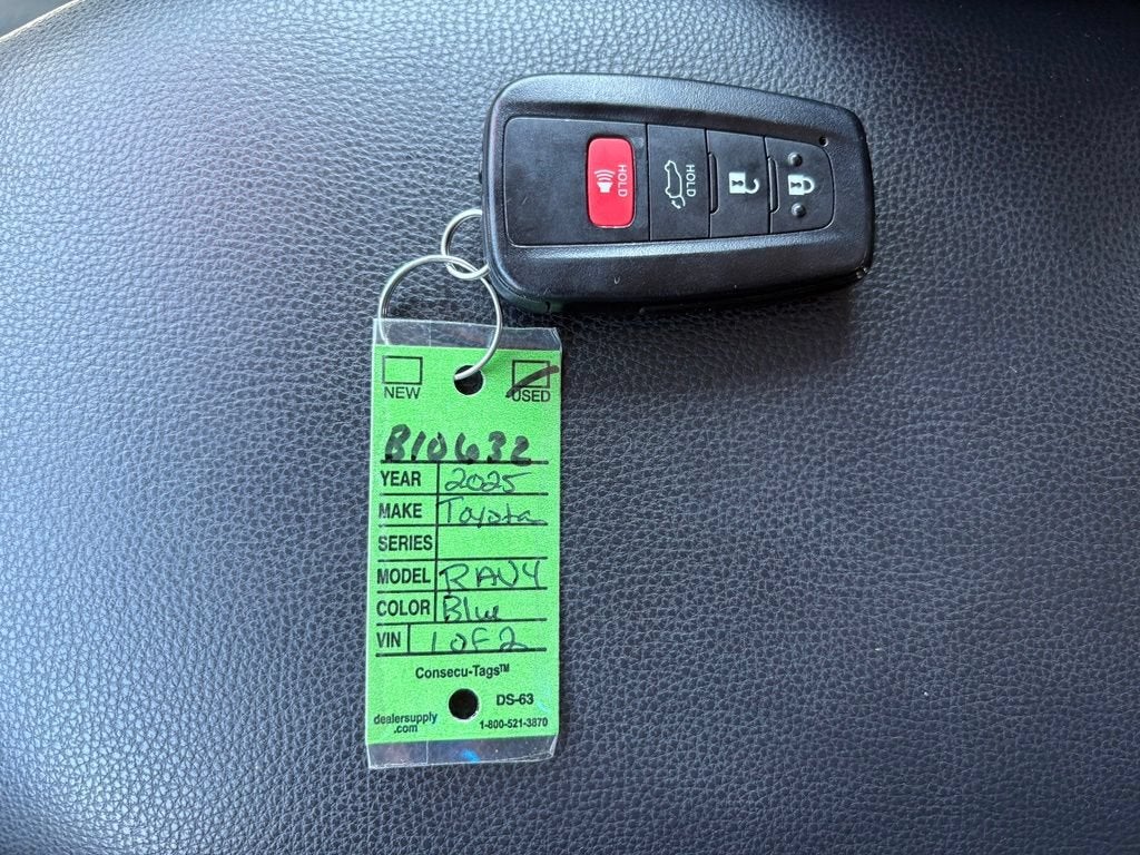 2025 Toyota RAV4 Hybrid XLE