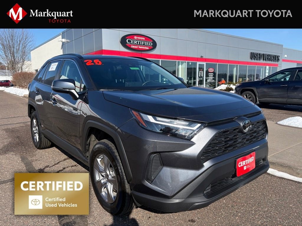 2025 Toyota RAV4 Hybrid XLE