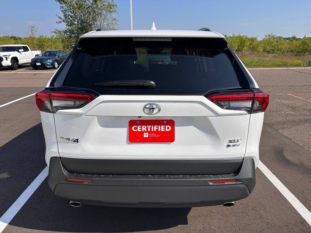 2025 Toyota RAV4 Hybrid XLE