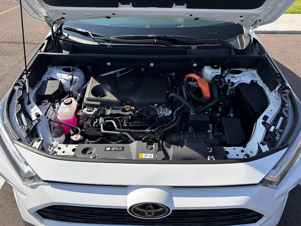 2025 Toyota RAV4 Hybrid XLE