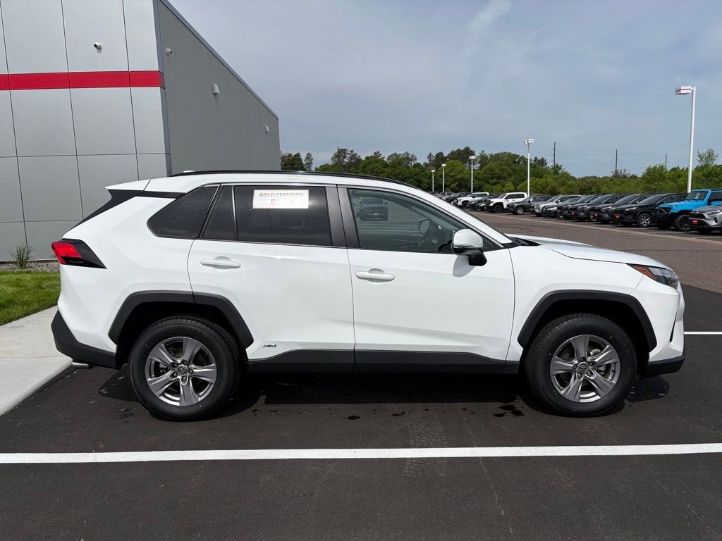2025 Toyota RAV4 Hybrid XLE