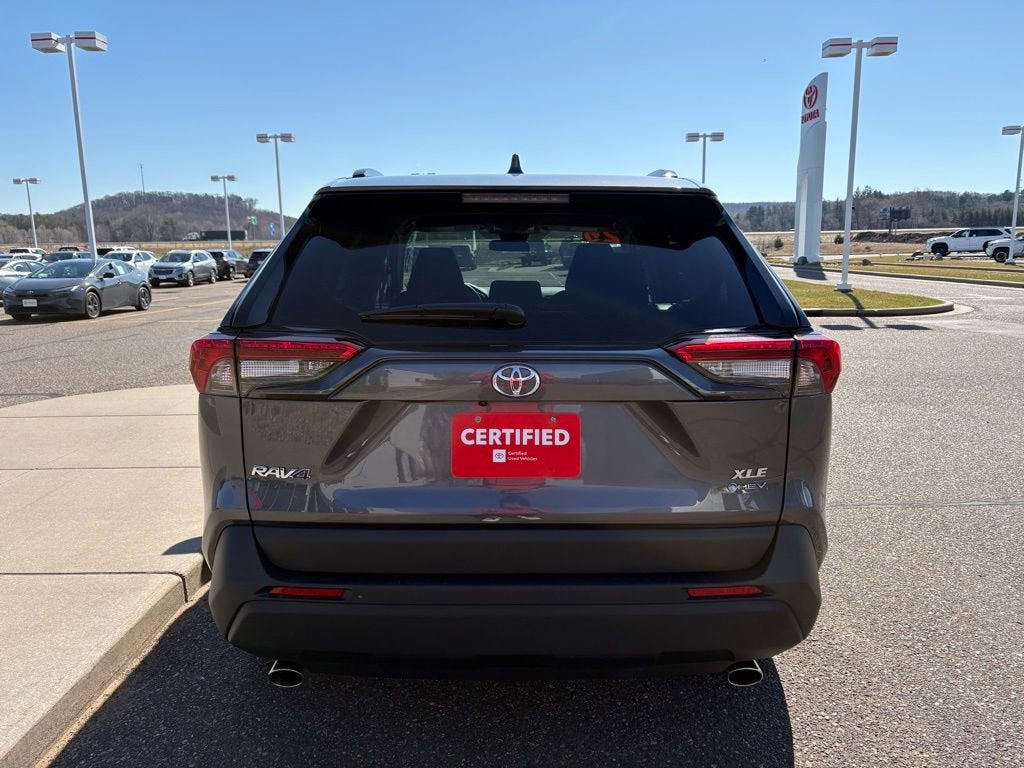 2025 Toyota RAV4 Hybrid XLE