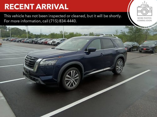 2022 Nissan Pathfinder Platinum